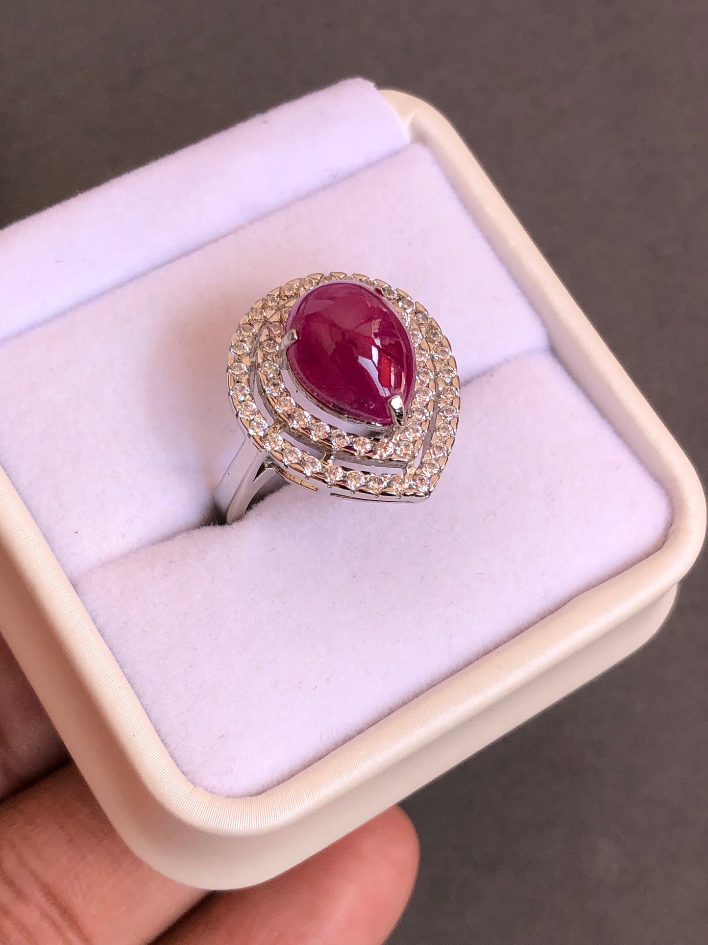 7.35 ct Unheat Ruby Ring