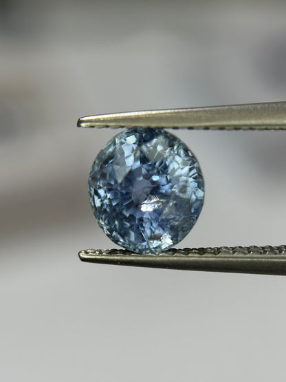 2.36 ct Blue Sapphire