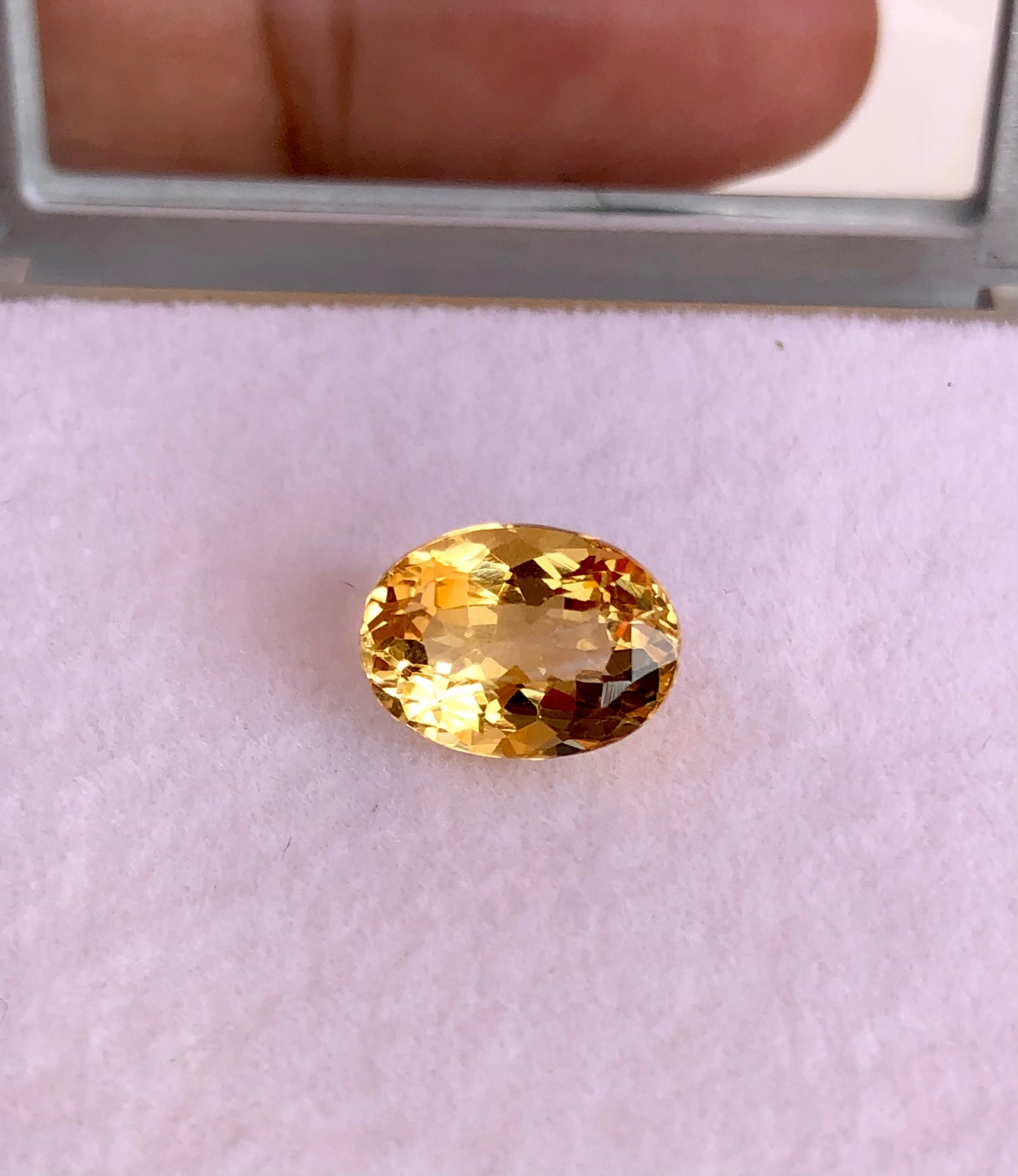 2.30 - 3 ct Natural Yellow Citrine