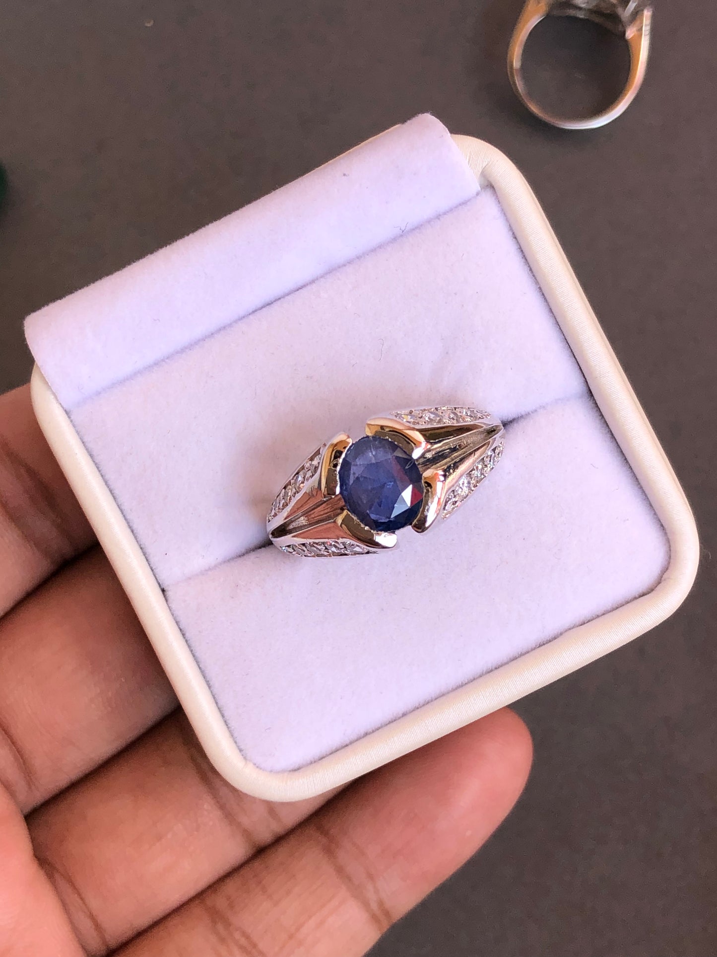 2.50 ct Blue Sapphire Ring