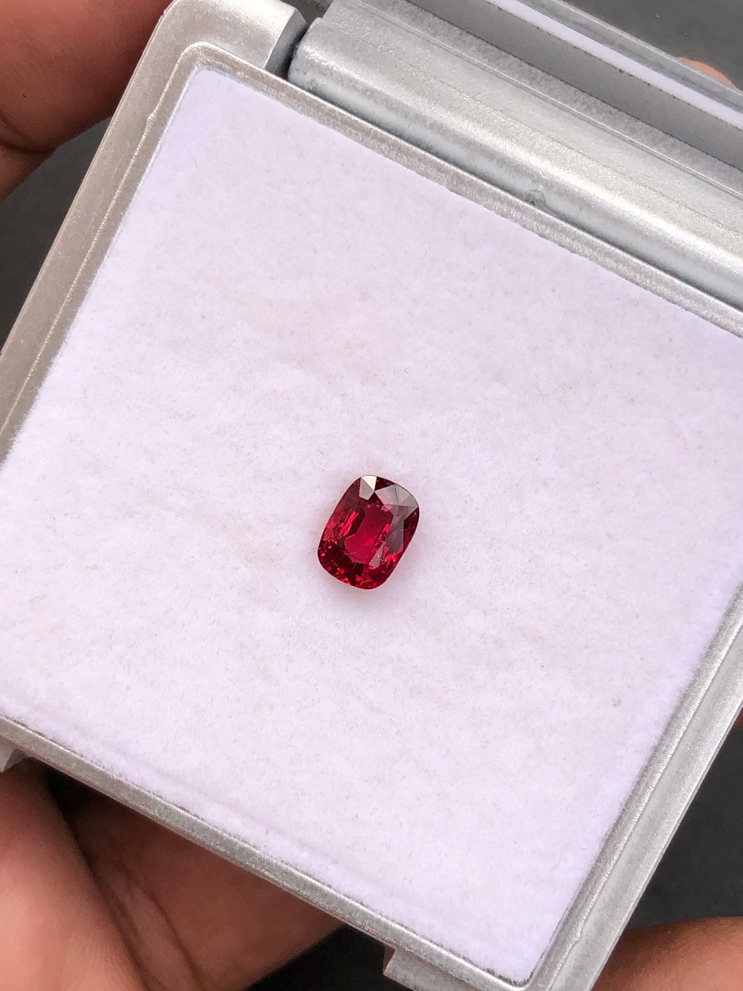 1.27 ct Natural Burmese Red spinel