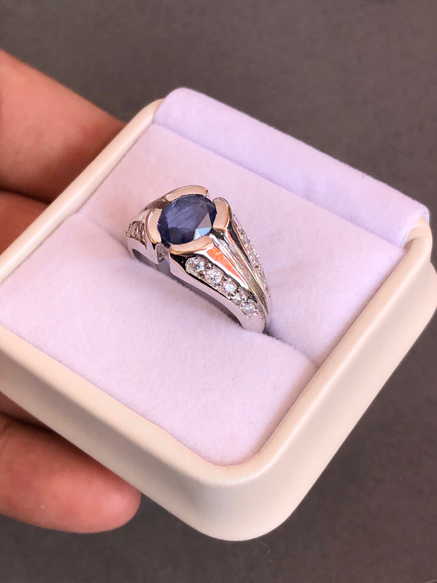 2.50 ct Blue Sapphire Ring