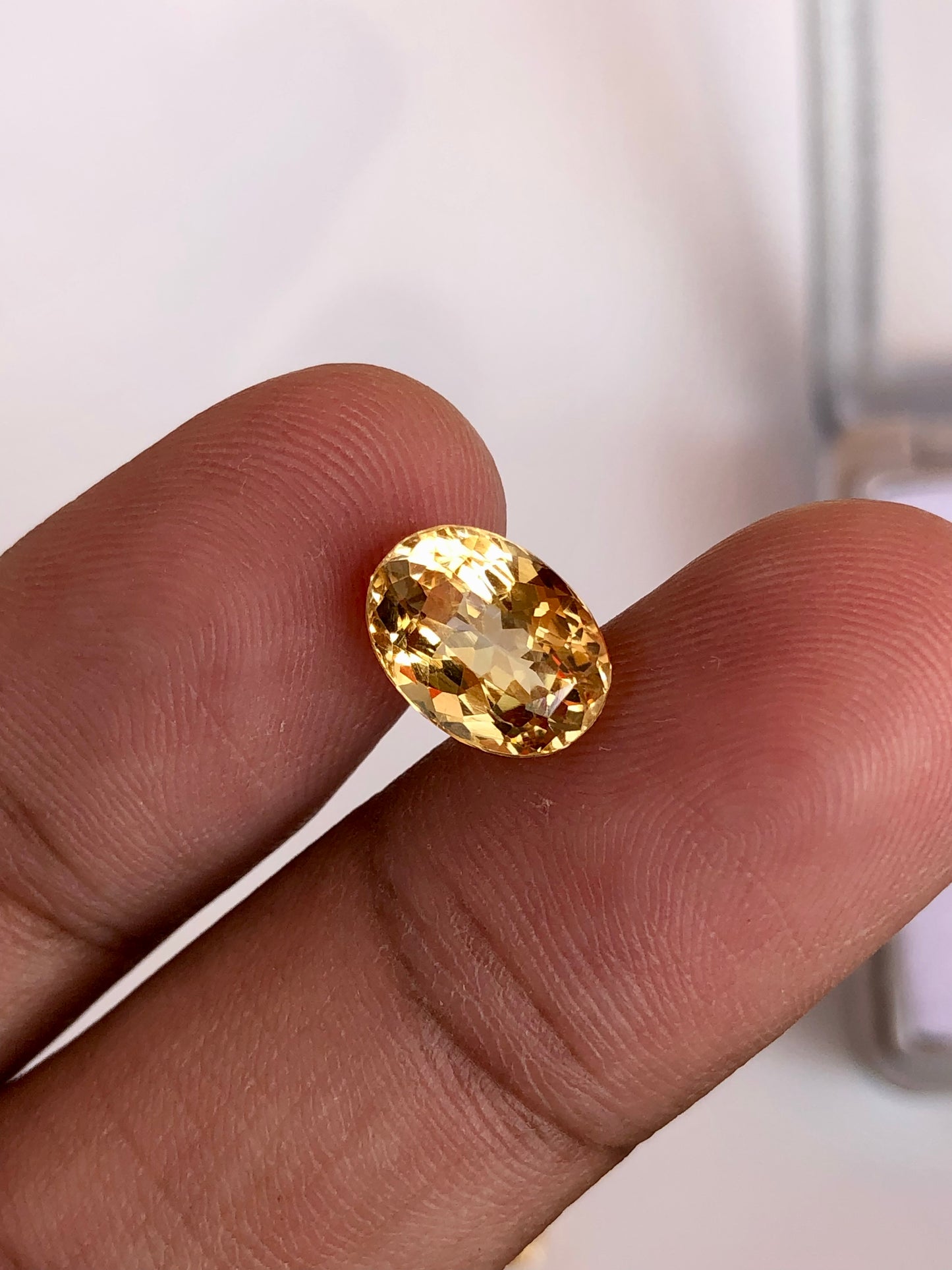 2.30 - 3 ct Natural Yellow Citrine