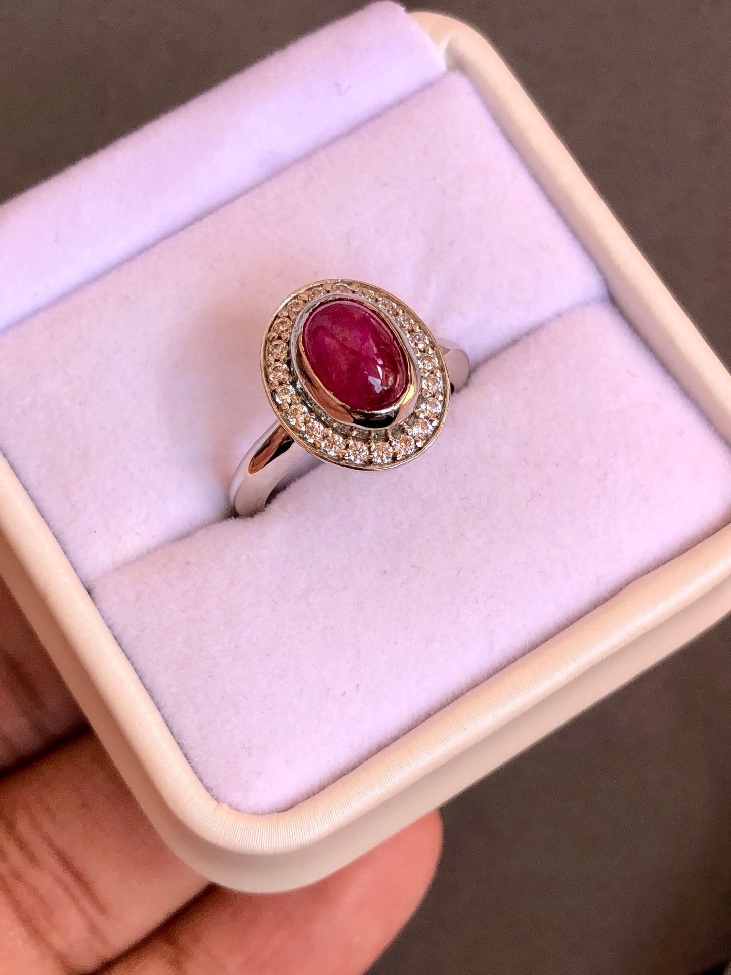 3.63 ct Unheat Ruby Ring