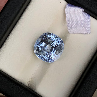 7.14 ct Blue Sapphire