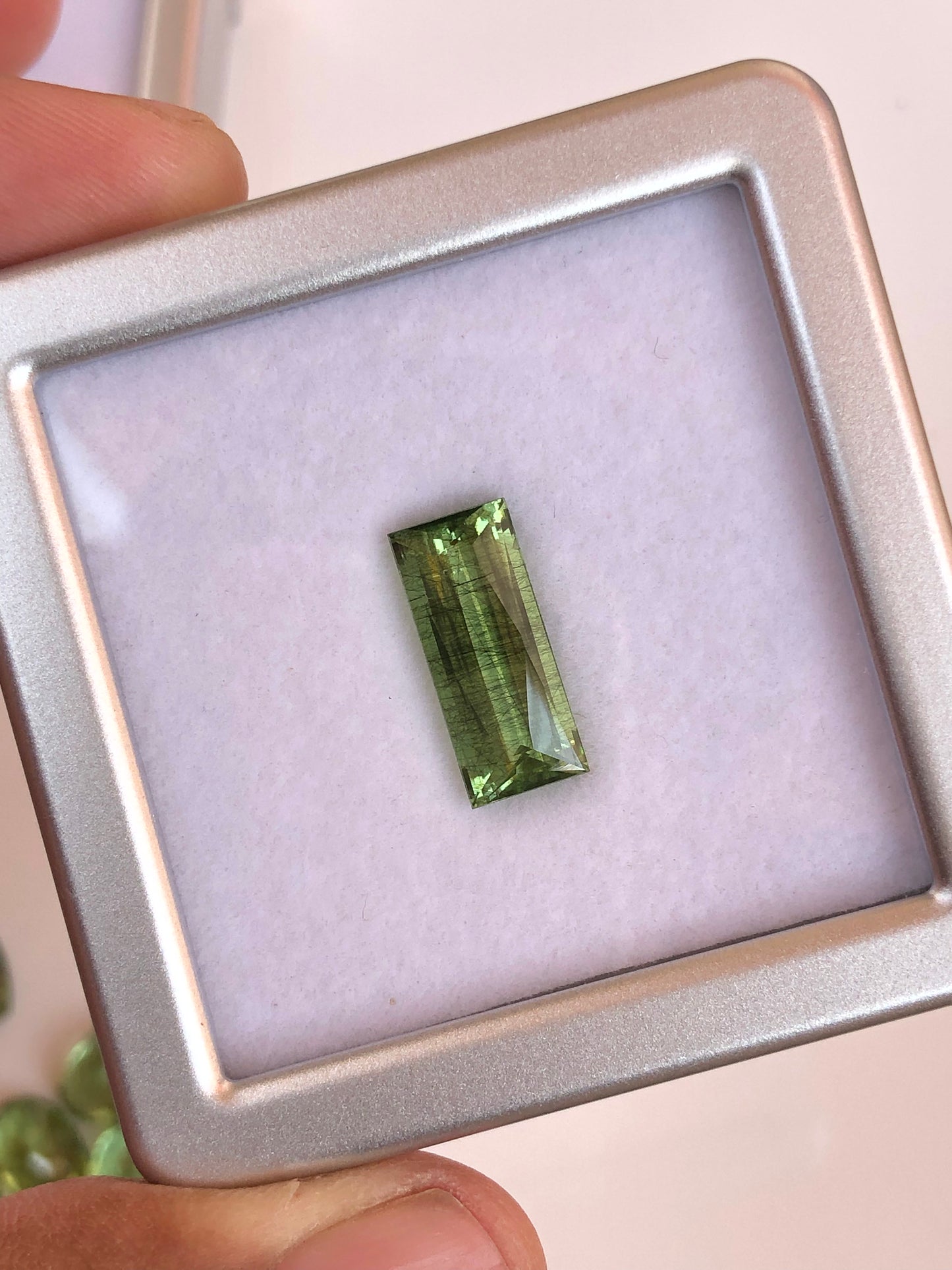 7.48 ct Natural Peridot