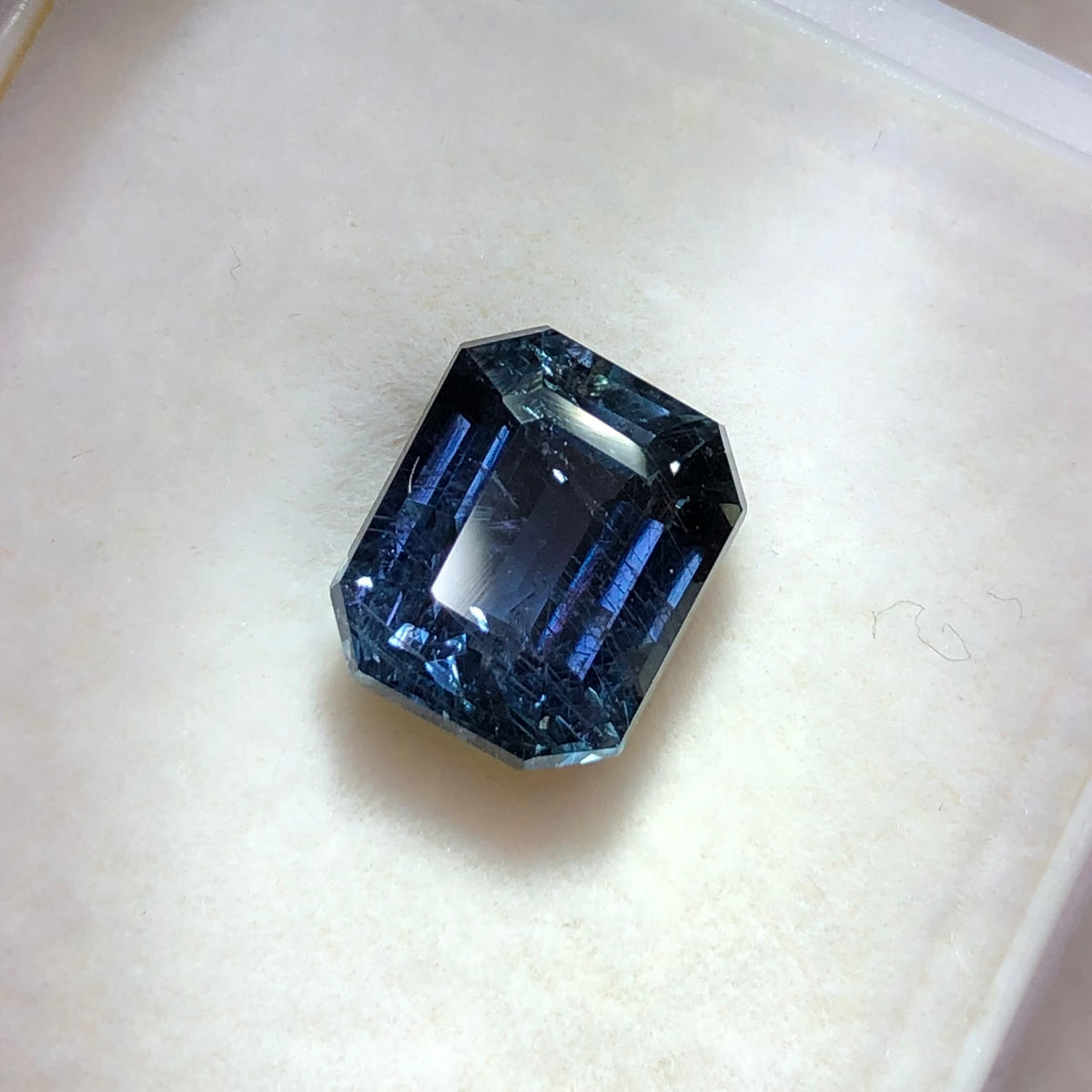 5.39 ct No Heat Color Change Sapphire
