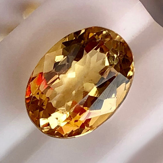 2.30 - 3 ct Natural Yellow Citrine
