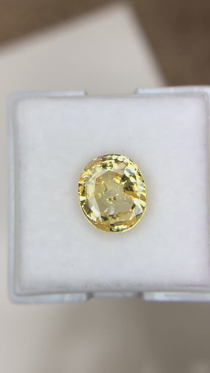 4.04 ct Natural No Heat Srilankan Yellow Sapphire