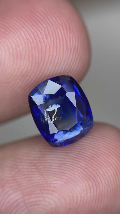 2.60 ct Blue Sapphire