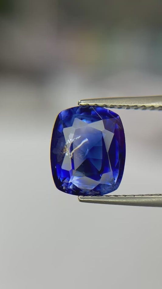 2.60 ct Blue Sapphire
